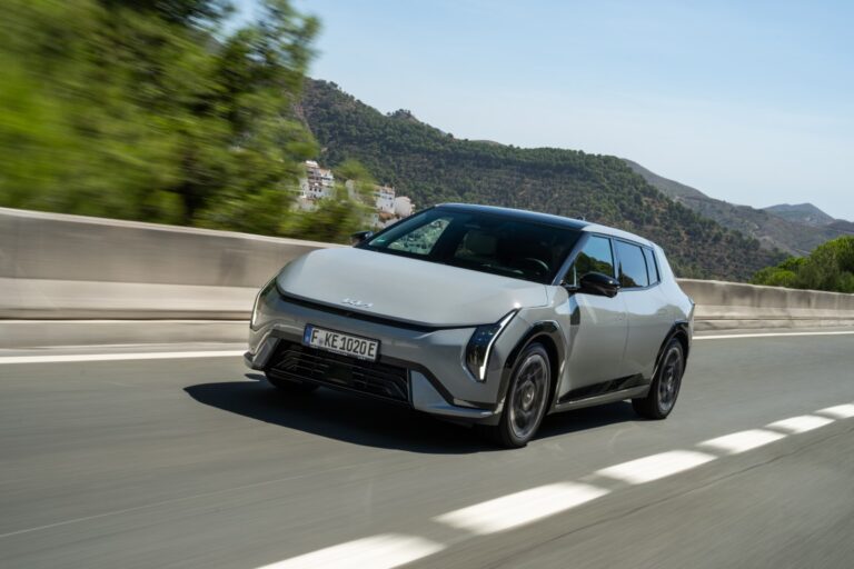 Kia EV4