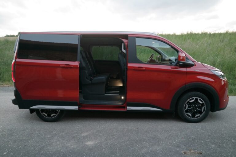 Ford Tourneo Custom