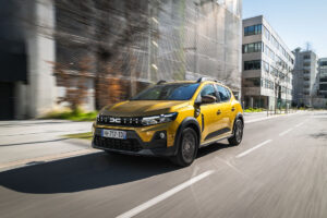 Dacia Sandero Hybrid 2026: Europas Bestseller erstmals als Vollhybrid erhältlich