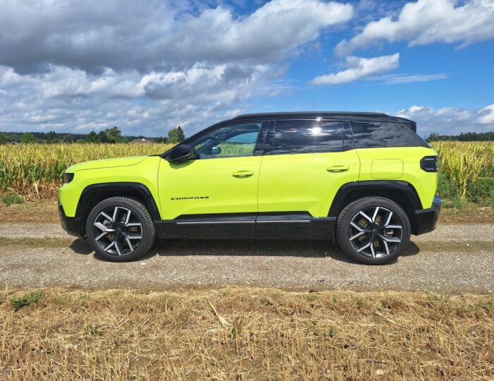 Jeep Compass Elektro Summit