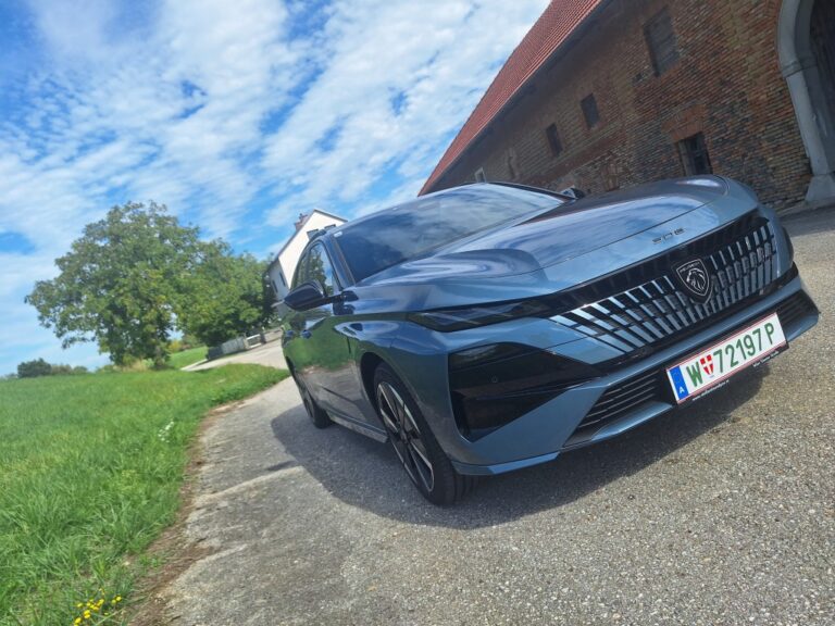 Peugeot 308 SW Elektro GT